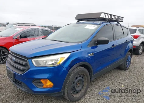 2017 Ford Escape S z USA, uszkodzony, nr VIN 1FMCU0F79HUB44586